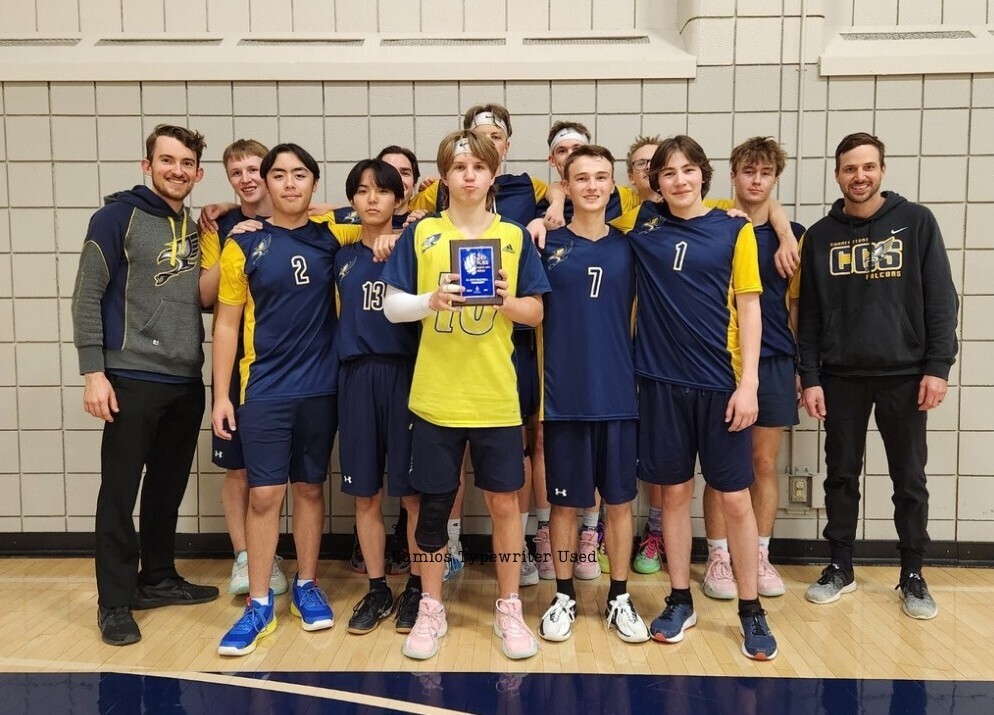 Sr. Boys Vball